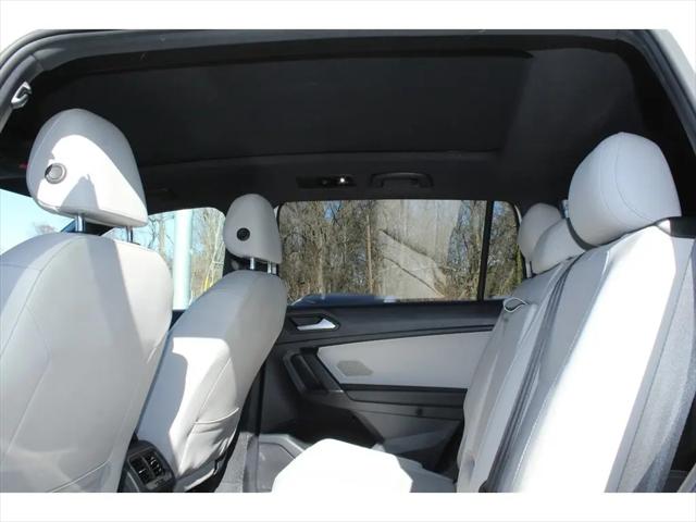 2020 Volkswagen Tiguan 2.0T SE R-Line Black