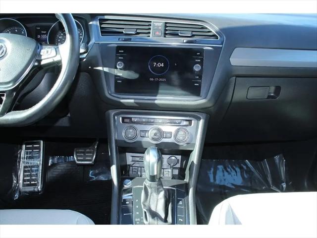 2020 Volkswagen Tiguan 2.0T SE R-Line Black