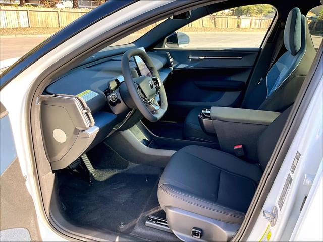2026 Volvo EX30 Plus Twin Motor Performance, Fully electric
