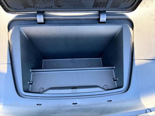 2026 Volvo EX30 Plus Twin Motor Performance, Fully electric