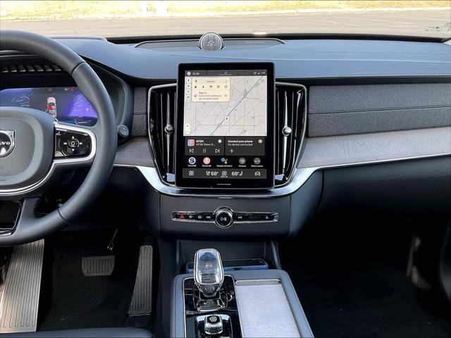2026 Volvo XC90 Plug-In Hybrid Ultra, T8 AWD, Electric/Gasoline, Bright, 7 Seats