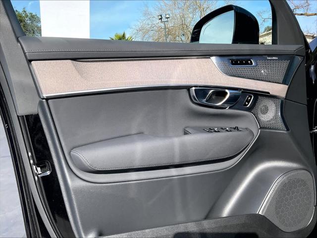 2026 Volvo XC90 Plug-In Hybrid Ultra, T8 AWD, Electric/Gasoline, Bright, 7 Seats
