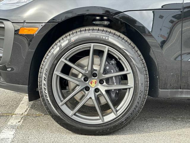 2026 Porsche Macan T