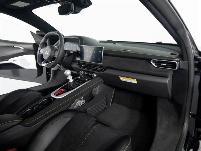 2025 Lotus Emira V6