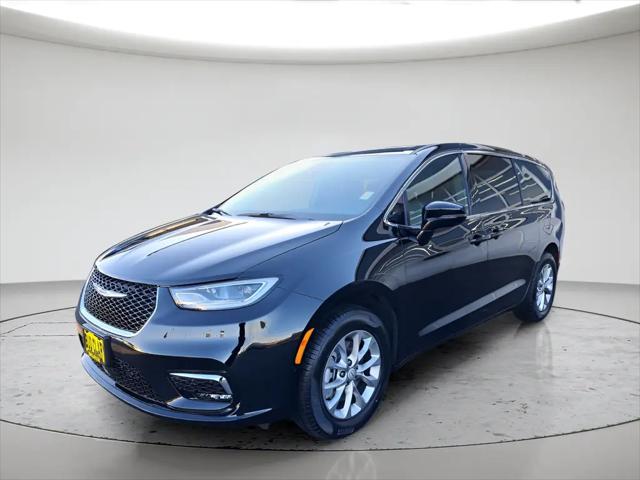 2026 Chrysler Pacifica Select AWD