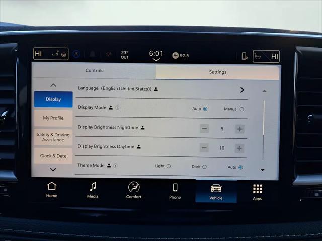 2026 Chrysler Pacifica Select AWD