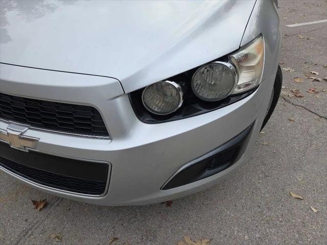 2016 Chevrolet Sonic LT Auto