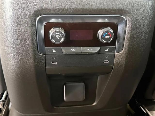 2026 Chevrolet Suburban Premier, 4WD