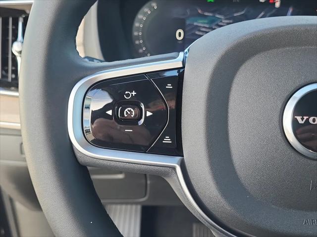 2026 Volvo XC90 Ultra, B6 AWD Gas (mild hybrid), Gasoline, Bright, 7 Seats