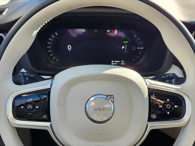 2026 Volvo XC60 Plug-In Hybrid Ultra, T8 AWD Electric/Gasoline, Dark