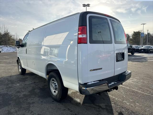 2025 Chevrolet Express Cargo Van RWD 2500 Regular Wheelbase WT