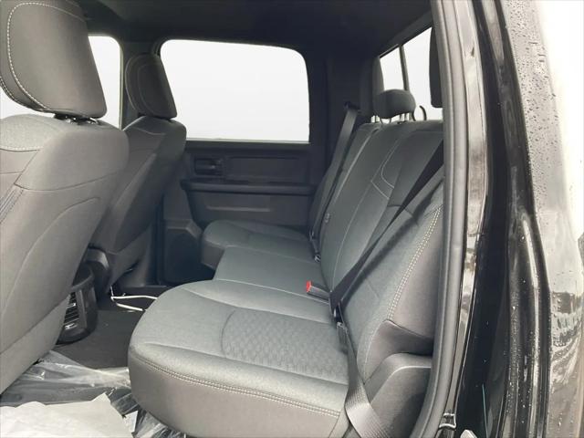 2026 Ram 2500 Black Express Crew Cab 4x4 6'4" Box