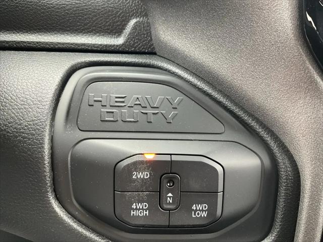 2026 Ram 2500 Black Express Crew Cab 4x4 6'4" Box