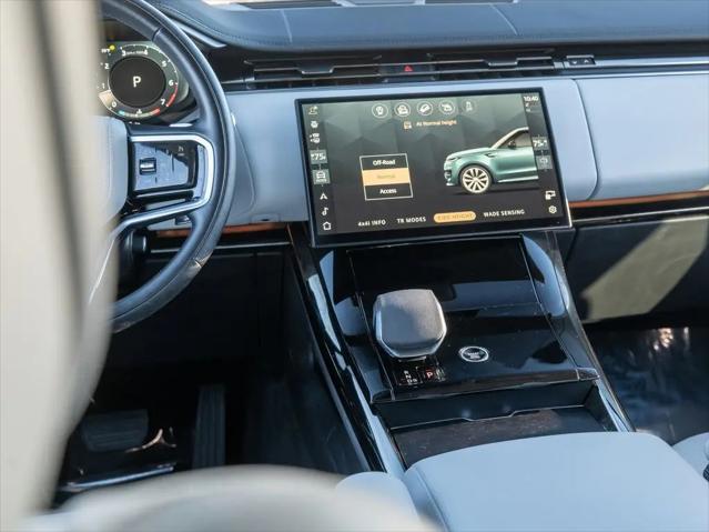 2024 Land Rover Range Rover Sport SE