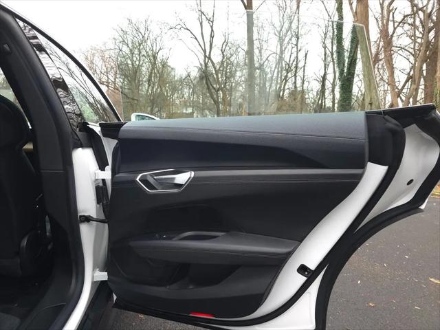 2022 Audi e-tron GT Premium Plus quattro