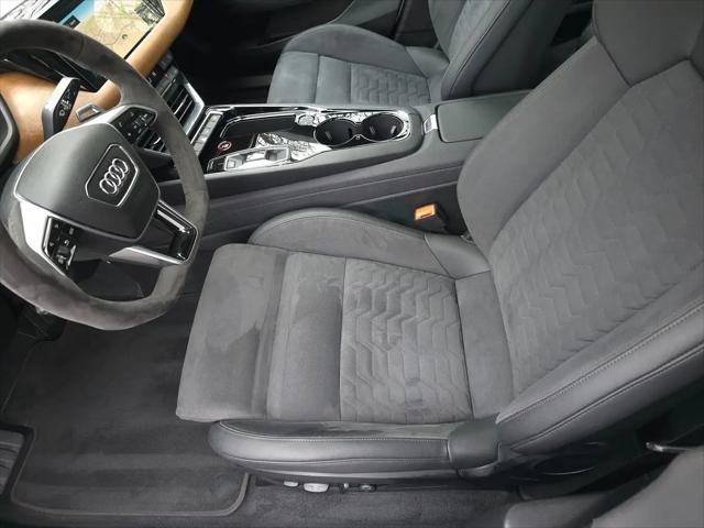 2022 Audi e-tron GT Premium Plus quattro