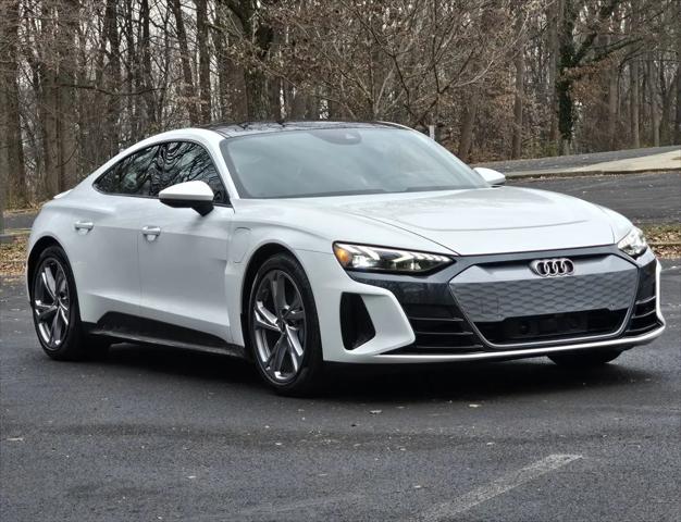 2022 Audi e-tron GT Premium Plus quattro