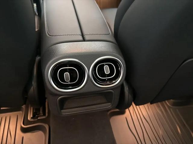 2026 Mercedes-Benz GLC 4MATIC