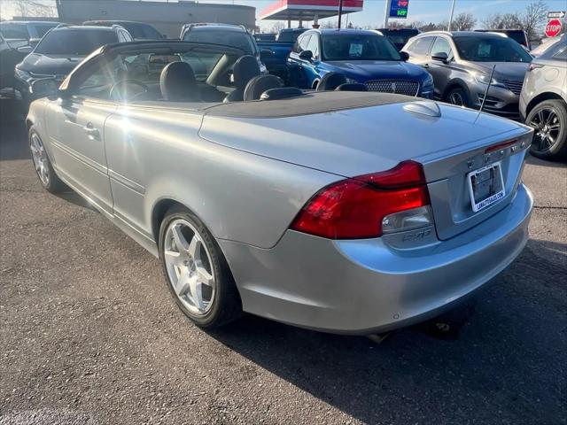 2011 Volvo C70 T5