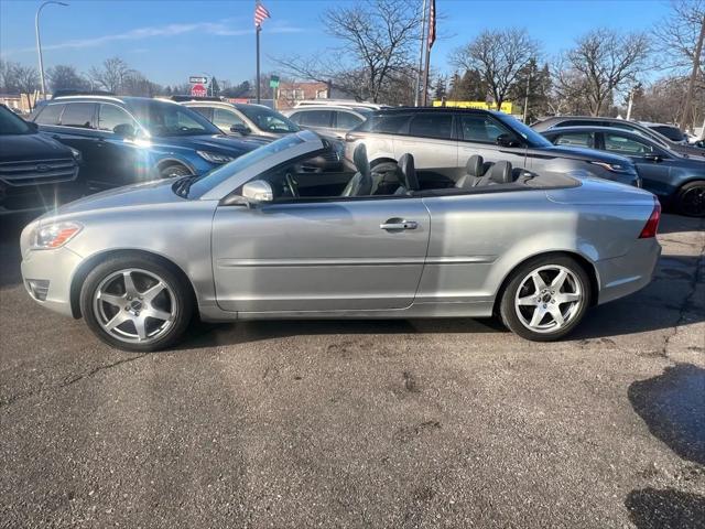 2011 Volvo C70 T5