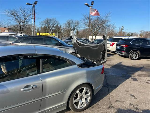 2011 Volvo C70 T5