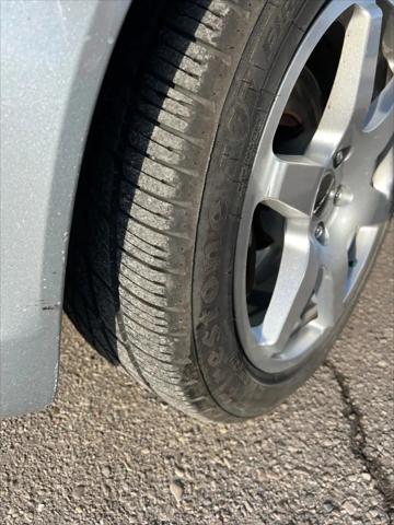 2011 Volvo C70 T5