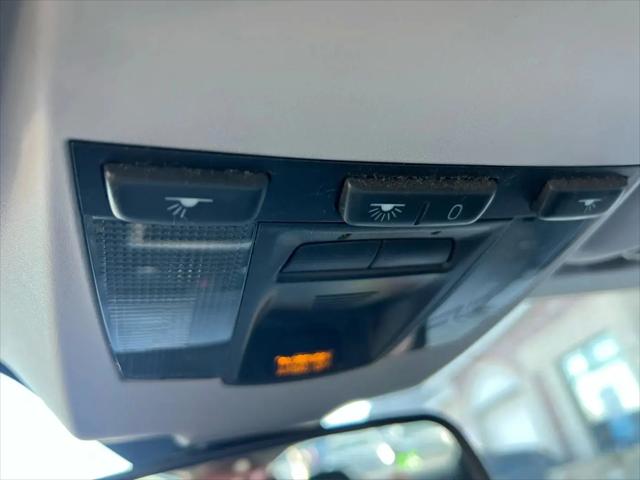 2011 Volvo C70 T5