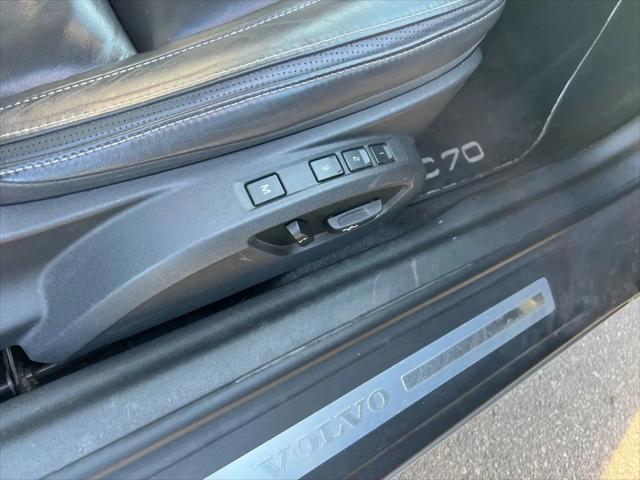 2011 Volvo C70 T5