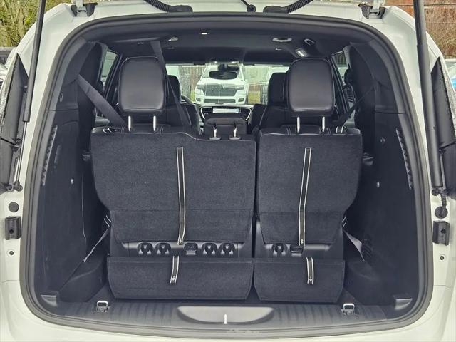 2026 Chrysler Pacifica Select AWD