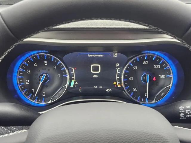 2026 Chrysler Pacifica Select AWD