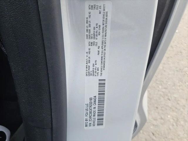 2026 Chrysler Pacifica Select AWD