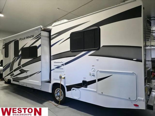 2023 Ford E-450 Cutaway Base
