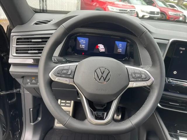 2026 Volkswagen Atlas Cross Sport SEL R-Line Black