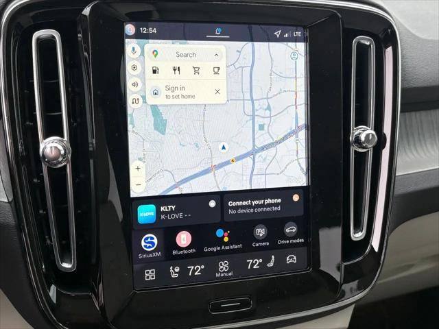 2026 Volvo XC40 Ultra, B5 AWD Gas (mild hybrid), Dark