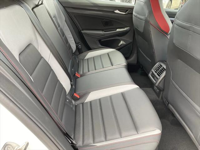 2026 Volkswagen Golf GTI SE