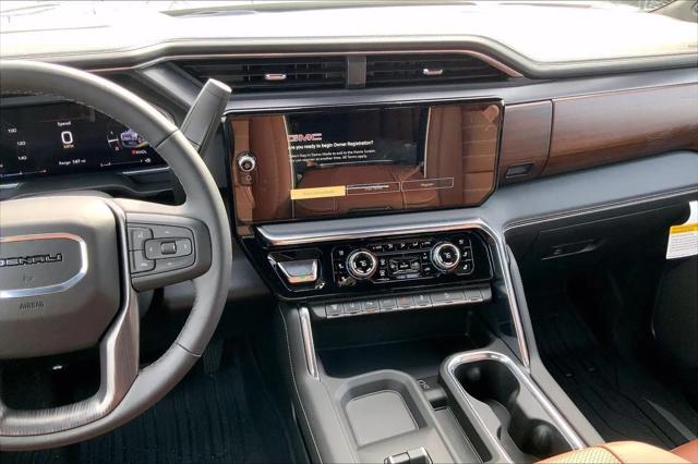 2026 GMC Sierra 2500HD Crew Cab, Standard Bed, Denali Ultimate, 4WD