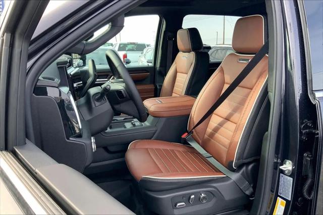 2026 GMC Sierra 2500HD Crew Cab, Standard Bed, Denali Ultimate, 4WD