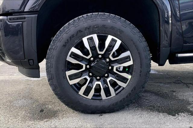 2026 GMC Sierra 2500HD Crew Cab, Standard Bed, Denali Ultimate, 4WD