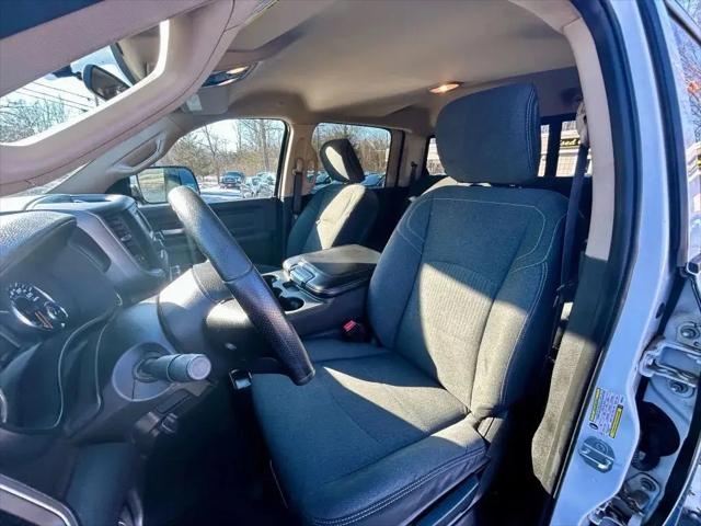 2019 Ram 3500 Tradesman Crew Cab 4x4 6'4" Box