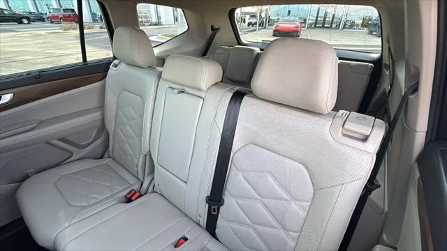 2026 Volkswagen Atlas SE with Technology