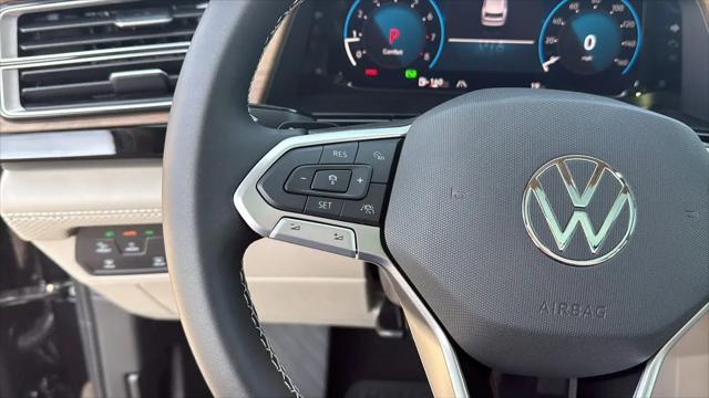 2026 Volkswagen Atlas SE with Technology