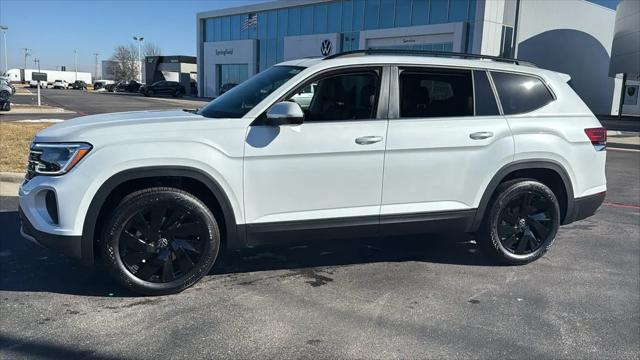 2026 Volkswagen Atlas SE with Technology