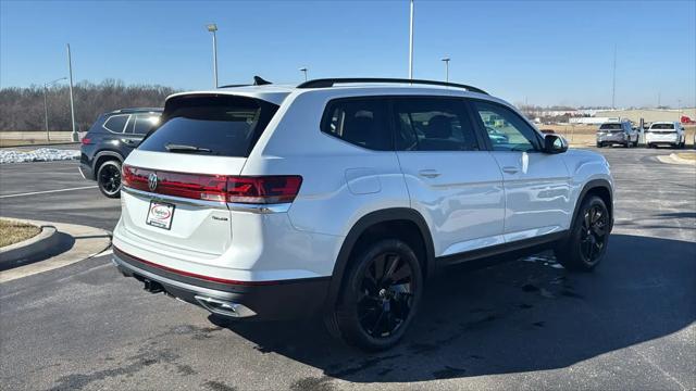 2026 Volkswagen Atlas SE with Technology