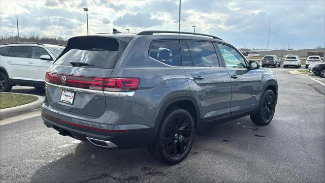 2026 Volkswagen Atlas SE with Technology