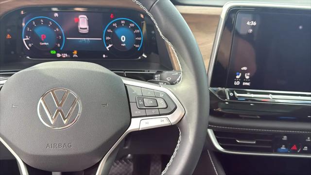 2026 Volkswagen Atlas SE with Technology