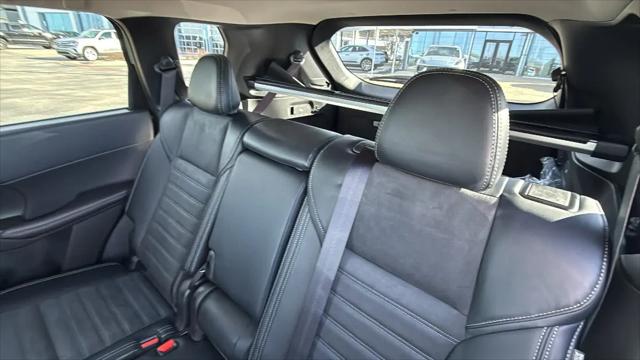 2025 Mitsubishi Outlander PHEV SE S-AWC