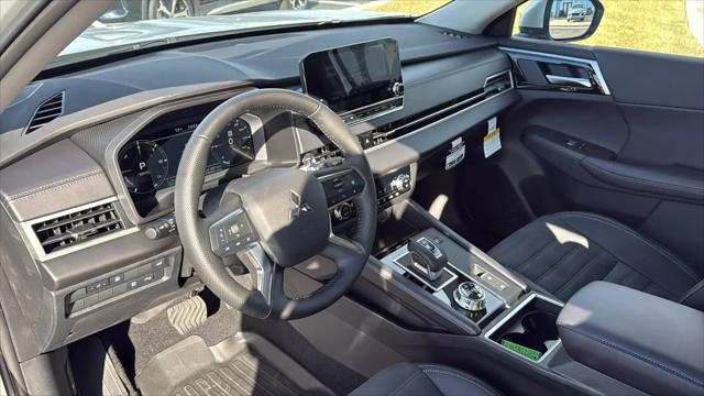 2025 Mitsubishi Outlander PHEV SE S-AWC