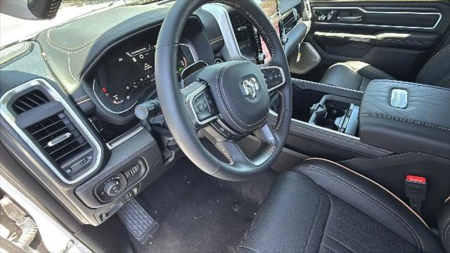 2026 Ram 1500 Tungsten Crew Cab 4x4 5'7" Box