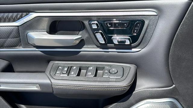 2026 Ram 1500 Tungsten Crew Cab 4x4 5'7" Box