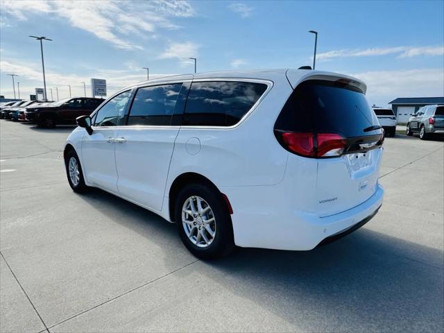 2026 Chrysler Voyager LX